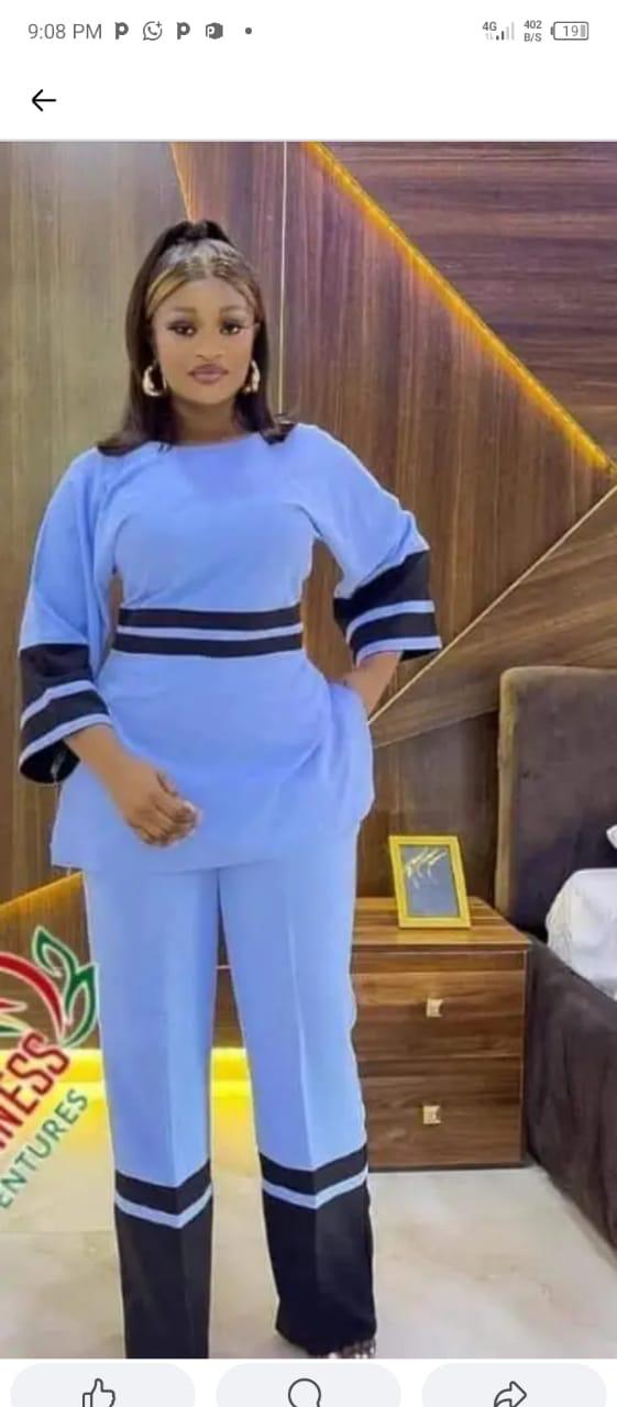 Light Blue & Black Color-Block Set